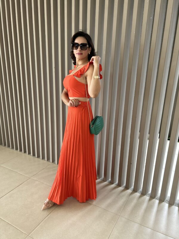 Set Naranja con Enagua Plisada Nicole