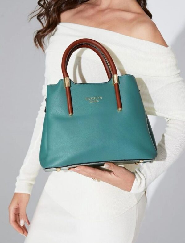 Bolso de Mano Verde con Correa Larga