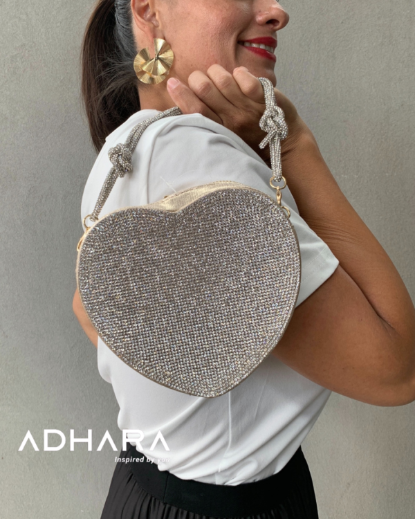 Bolso Clutch Corazon Dorado