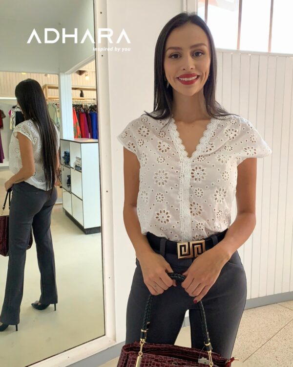 Blusa Blanca con Encaje 2934