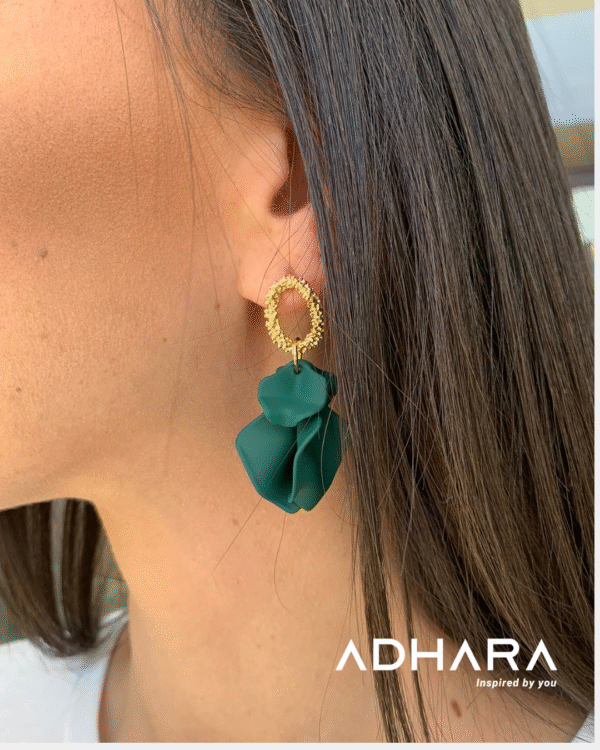 Arete Petalos Negro y Verde 8296