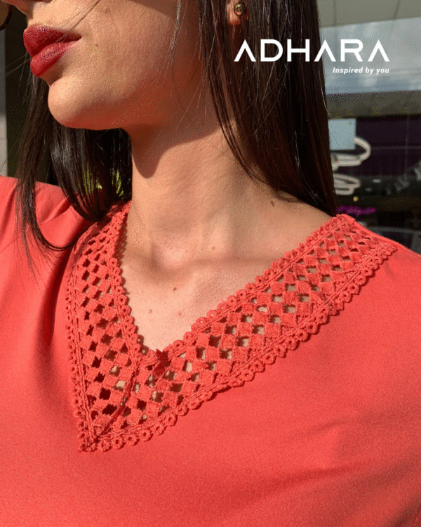 Blusa Cuello V Blanco y Naranja 2957 - Image 2