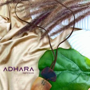 Collar Ovalado Cuero 8863