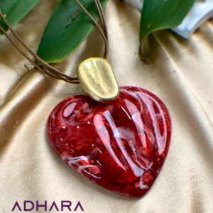 Collar con Dije Resina 8834